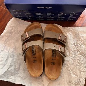 Birkenstocks women’s size 36